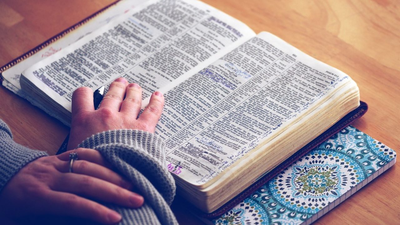 17 frases machistas de la biblia